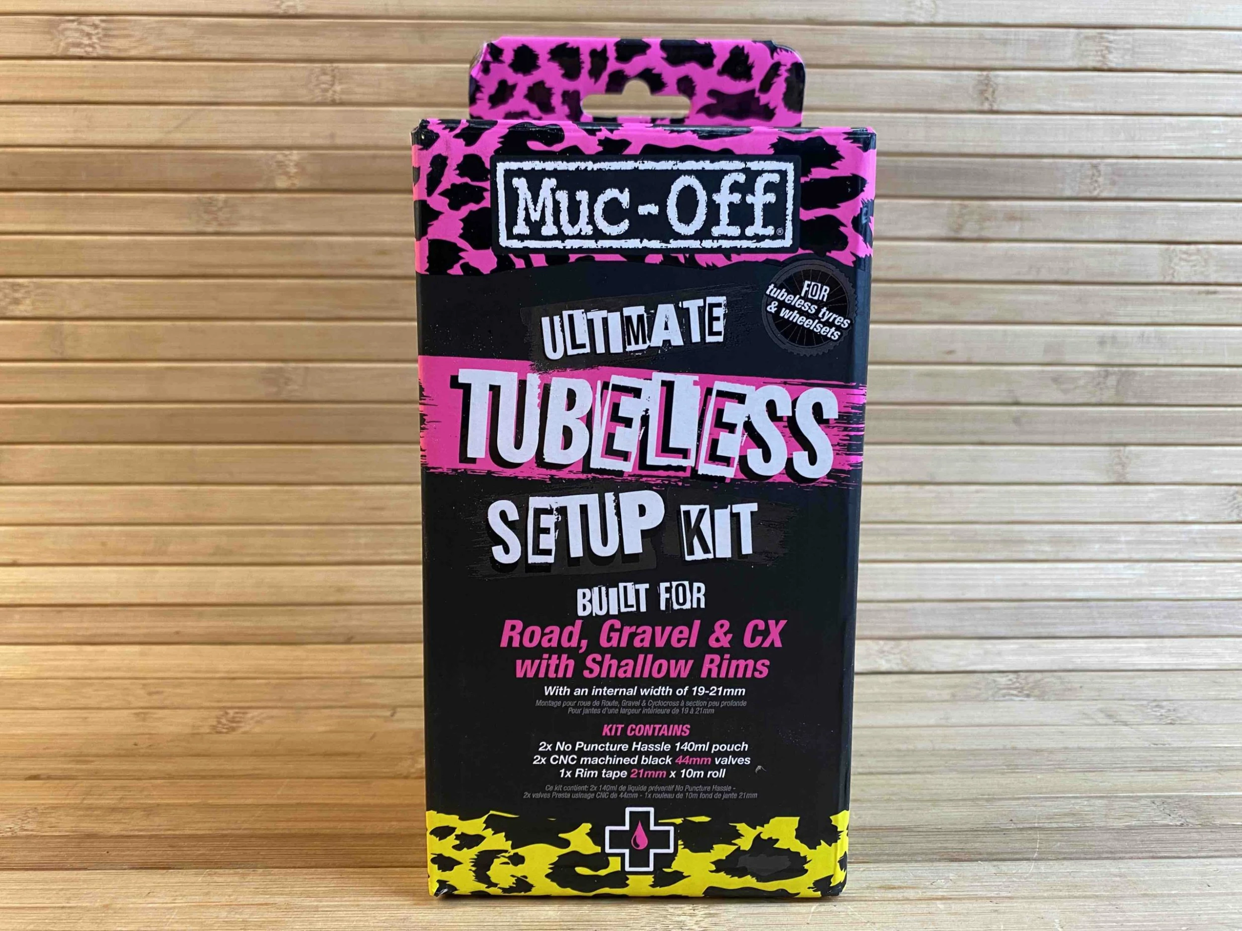 Muc-Off Muc Off Ultimate Tubeless Kit - Road 1 Muc-Off Muc Off Ultimate Tubeless Kit - Road