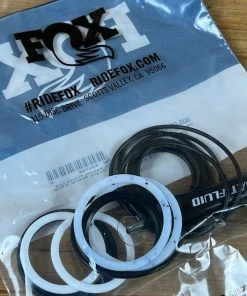 FOX Rebuild Kit Float Air Sleeve Dichtungen Dämpfer -Federung Verkäufe 2022 IMG 6893 6dc94d8e 8f2e 4306 a4fa 9953efa22dfb
