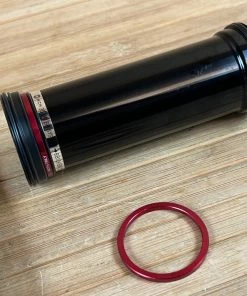 Race Face Pressfit BB124 30mm Innenlager Cinch EXT Seal -Federung Verkäufe 2022 IMG 7112 c4bc3c1f f651 4dc9 865b 06f2e5216be0