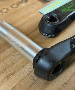 Race Face Next R Carbon Kurbelset 175mm 68/73mm Green -Federung Verkäufe 2022 IMG 7464