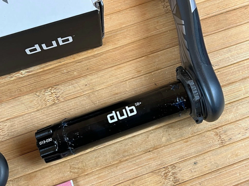 SRAM XO1 Carbon Eagle DUB Kurbel 170mm DUB 32T SB+ 4 SRAM XO1 Carbon Eagle DUB Kurbel 170mm DUB 32T SB+ – Bild 4