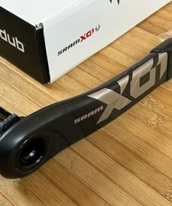 SRAM XO1 Carbon Eagle DUB Kurbel 170mm DUB 32T SB+ 14 SRAM XO1 Carbon Eagle DUB Kurbel 170mm DUB 32T SB+ -Federung Verkäufe 2022 IMG 7632 1502891d 6a73 4b13 a3f8 3040bc6353bd