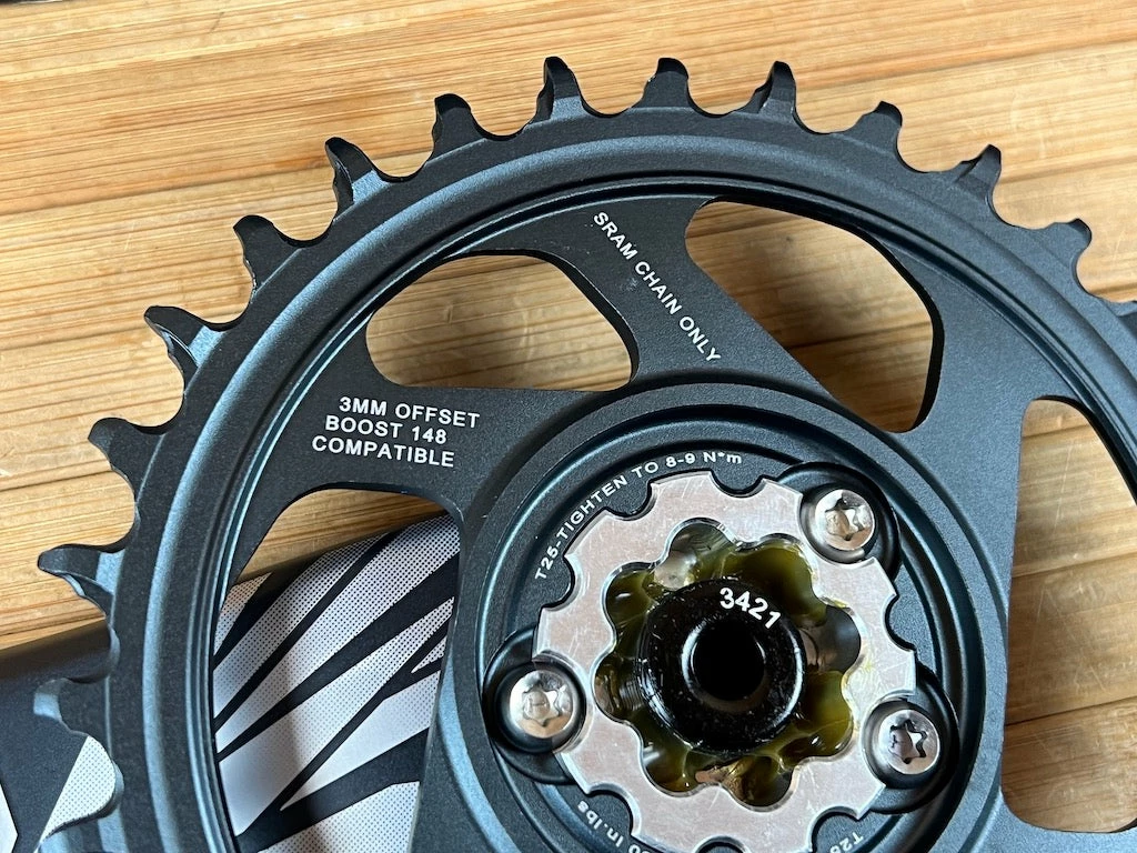 SRAM XO1 Carbon Eagle DUB Kurbel 170mm DUB 32T SB+ 7 SRAM XO1 Carbon Eagle DUB Kurbel 170mm DUB 32T SB+ – Bild 7