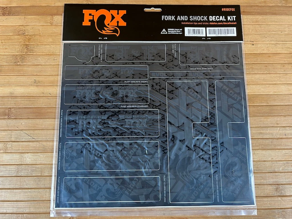 FOX Decal Kit Dekorbogen 2021 Custom Stealth Black 2 FOX Decal Kit Dekorbogen 2021 Custom Stealth Black – Bild 2