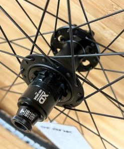 Spank 350 Vibrocore Hinterrad 29" Schwarz BOOST 148x12 Laufrad -Federung Verkäufe 2022 IMG 7841 faf01104 db3b 4813 ba92 8a37d05a919e