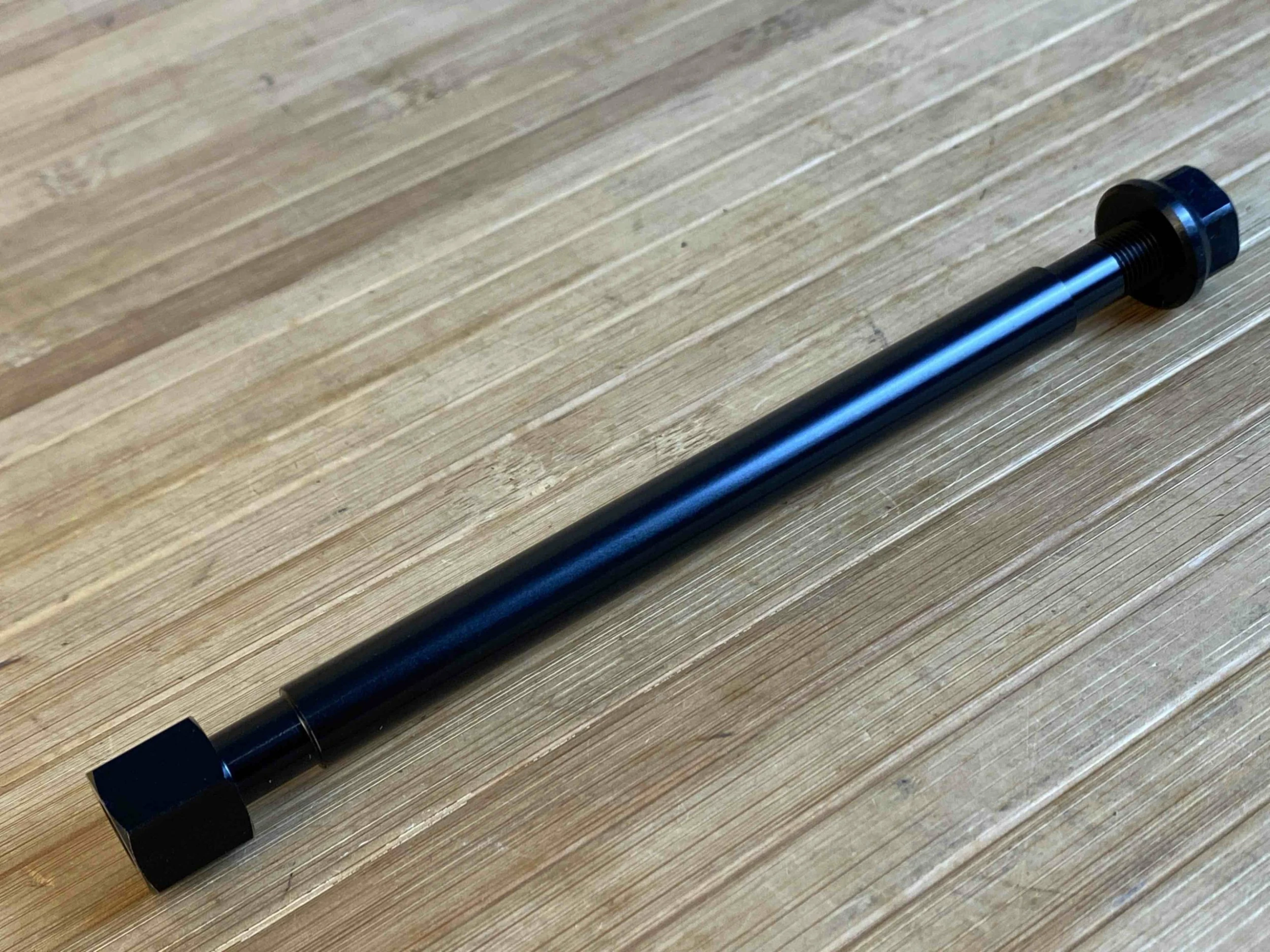 Reverse Reduzierachse Ø12mm Auf Ø10mm 135mm HR - Adapter Schraubachse 3 Reverse Reduzierachse Ø12mm Auf Ø10mm 135mm HR - Adapter Schraubachse – Bild 3