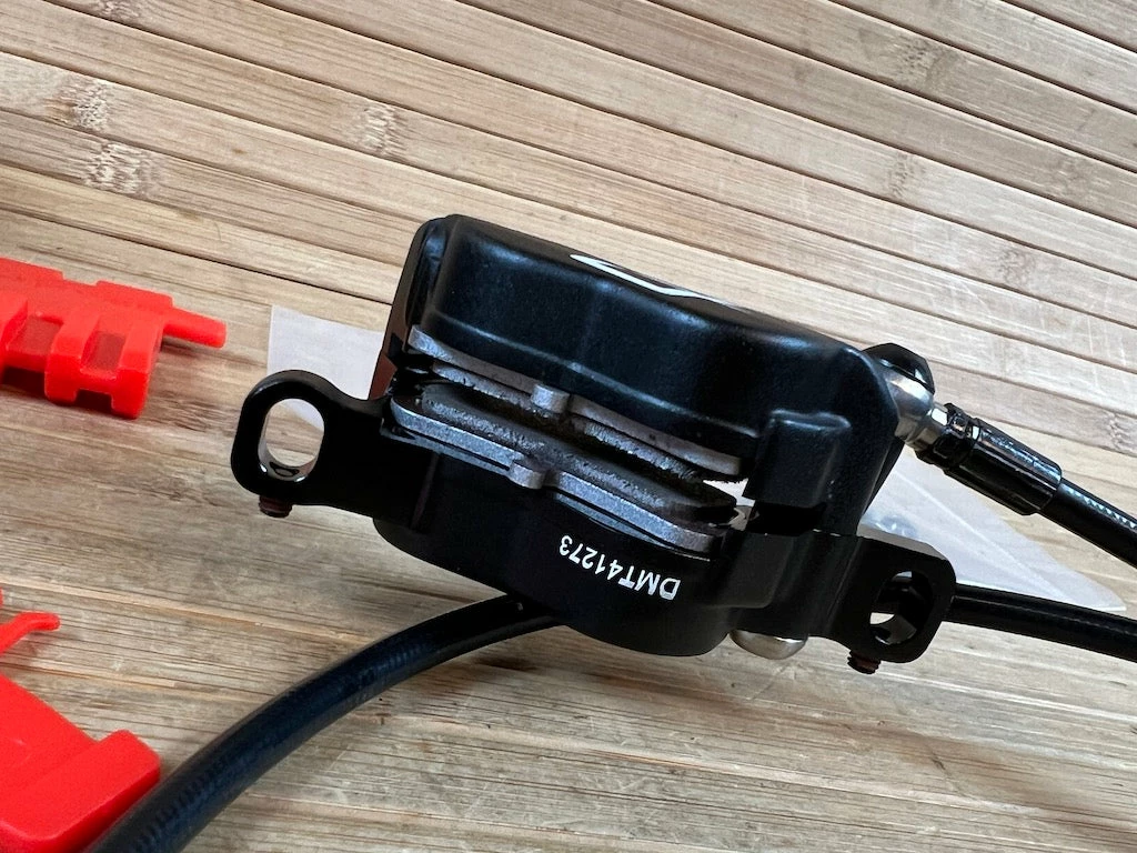 Hayes Dominion T4 Black Bremse VR / Front 5 Hayes Dominion T4 Black Bremse VR / Front – Bild 5