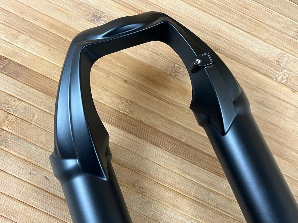 FOX 36 Casting / Lower 2017 26" Matte Black 831 3 FOX 36 Casting / Lower 2017 26" Matte Black 831 – Bild 3