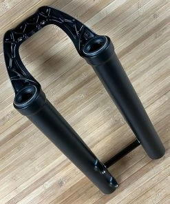 FOX 36 Casting / Lower 2017 26" Matte Black 831 11 FOX 36 Casting / Lower 2017 26" Matte Black 831 -Federung Verkäufe 2022 IMG 7951 51811838 fd02 486e b2e0 dd6d263c0fc9