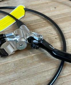 Formula CURA 4 Scheibenbremse Polish VR Oder HR -Federung Verkäufe 2022 IMG 7962 35e46171 5cee 42a4 8aed 0c36f58a2b0a