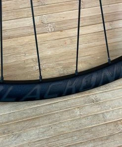 Reverse Black One Hinterrad HR 27,5" Boost 148 X 12mm Schwarz XD -Federung Verkäufe 2022 IMG 7969 240faf71 9c22 46af 9a07 293242b54dc0