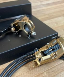 TRP DH-R EVO GOLD HD-M846 Bremse VR Hebel Links 16 TRP DH-R EVO GOLD HD-M846 Bremse VR Hebel Links -Federung Verkäufe 2022 IMG 8069 95857309 2073 4f76 9be7 13df727b4bc4