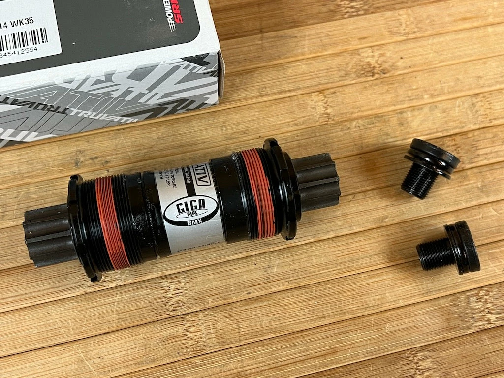 Truvativ Gigapipe Innenlager Team BMX 2 Truvativ Gigapipe Innenlager Team BMX – Bild 2