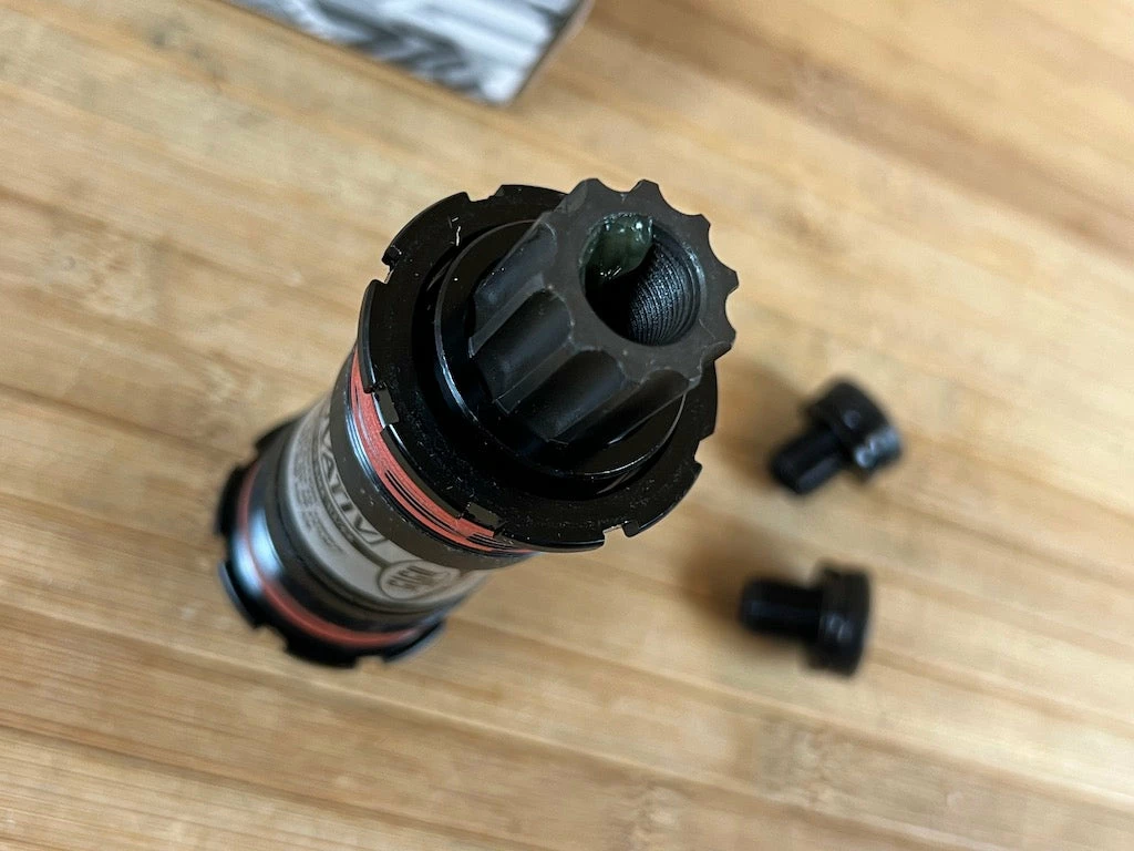 Truvativ Gigapipe Innenlager Team BMX 4 Truvativ Gigapipe Innenlager Team BMX – Bild 4