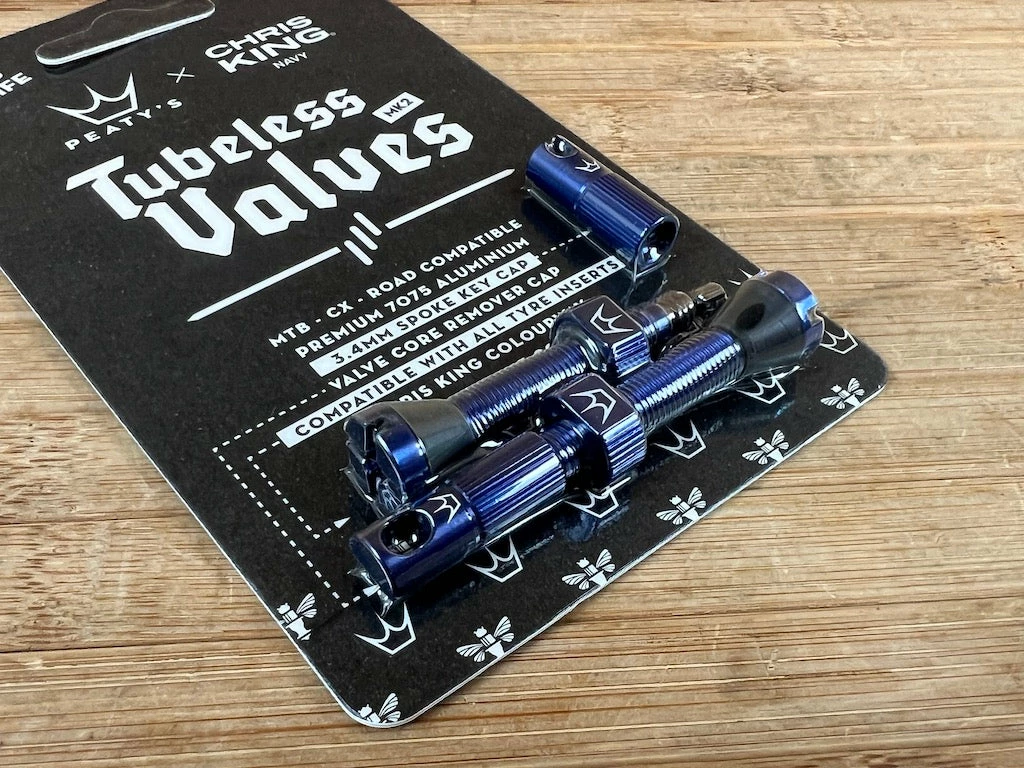 Peaty's Tubeless Ventile MK2 42mm Navy 2 Peaty's Tubeless Ventile MK2 42mm Navy – Bild 2