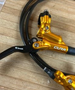 Formula CURA Scheibenbremse Gold VR Oder HR -Federung Verkäufe 2022 IMG 8680