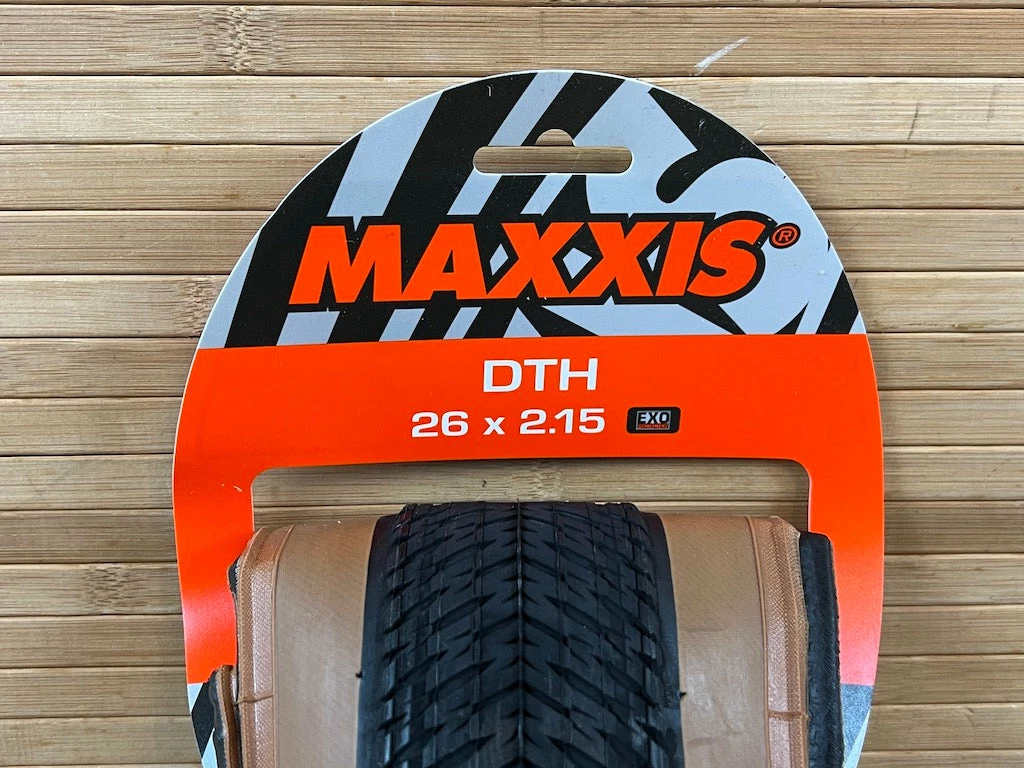 Maxxis DTH Tanwall Reifen 26 X 2.15 EXO Faltbar 3 Maxxis DTH Tanwall Reifen 26 X 2.15 EXO Faltbar – Bild 3