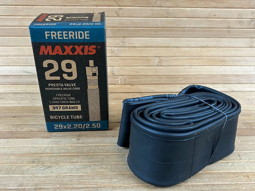 Maxxis Schlauch 29" 2.2/2.5 FV Freeride Presta 36mm 1 Maxxis Schlauch 29" 2.2/2.5 FV Freeride Presta 36mm