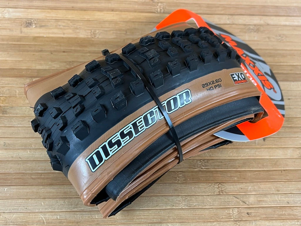 Maxxis Dissector Tanwall Reifen 29 X 2.6 EXO TR 2 Maxxis Dissector Tanwall Reifen 29 X 2.6 EXO TR – Bild 2
