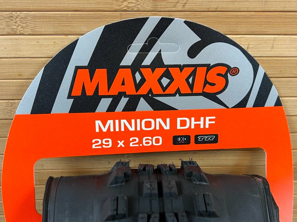 Maxxis Minion DHF Reifen 29 X 2.6 EXO TR 3 Maxxis Minion DHF Reifen 29 X 2.6 EXO TR – Bild 3