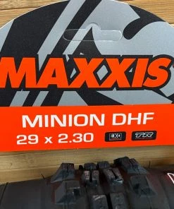 Maxxis Minion DHF Reifen 29 X 2.3 EXO TR -Federung Verkäufe 2022 IMG 8924 47fbcbdb f784 4b01 a888 06f132fbc16d