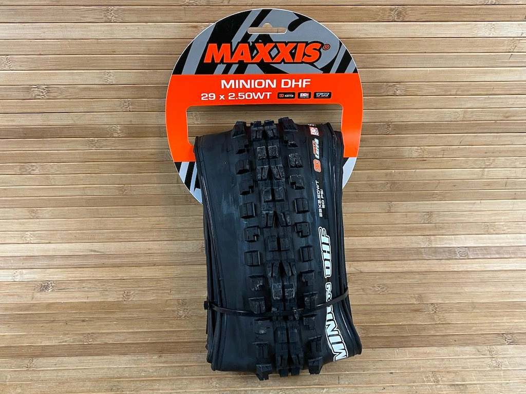 Maxxis Minion DHF Reifen 29 X 2.5 EXO+ TR 3C Maxx Terra 1 Maxxis Minion DHF Reifen 29 X 2.5 EXO+ TR 3C Maxx Terra