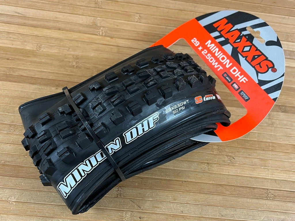 Maxxis Minion DHF Reifen 29 X 2.5 EXO+ TR 3C Maxx Terra 2 Maxxis Minion DHF Reifen 29 X 2.5 EXO+ TR 3C Maxx Terra – Bild 2