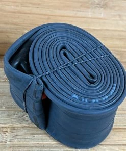 Maxxis Schlauch 27.5" 2.2/2.5 AV Freeride Schrader 7 Maxxis Schlauch 27.5" 2.2/2.5 AV Freeride Schrader -Federung Verkäufe 2022 IMG 8990