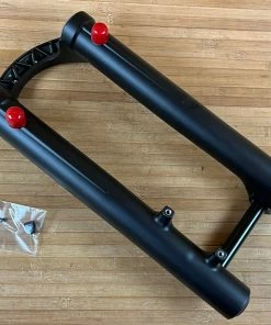 FOX 40 Casting / Lower 2021 27,5" Matte Black / Matt Schwarz -Federung Verkäufe 2022 IMG 9012 22378582 86d3 402f 9bee 63b2ddcf8fbc