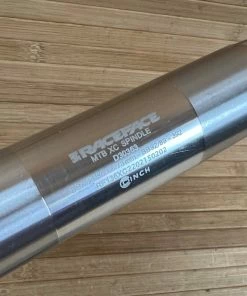 Race Face ERA Carbon Kurbel 170mm Schwarz 136er Achse 13 Race Face ERA Carbon Kurbel 170mm Schwarz 136er Achse -Federung Verkäufe 2022 IMG 9038