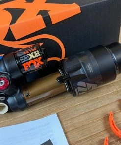 Fox Float X2 Factory Race 2021 2-POS 210 X 52.5mm Dämpfer 13 Fox Float X2 Factory Race 2021 2-POS 210 X 52.5mm Dämpfer -Federung Verkäufe 2022 IMG 9235