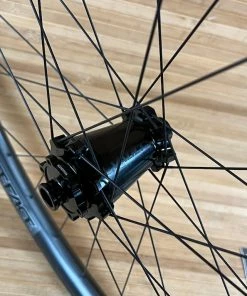 Race Face Next R 31 Carbon Vorderrad VR 29" Boost Schwarz -Federung Verkäufe 2022 IMG 9237 4aad14cf ec9e 4fd0 b471 a88eb5eaa538