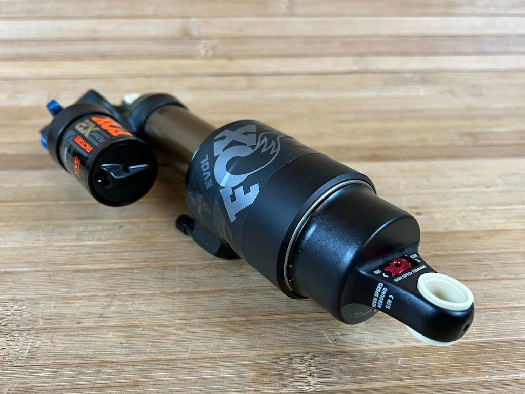 Fox Float X2 Factory Race 2021 2-POS 210 X 52.5mm Dämpfer 8 Fox Float X2 Factory Race 2021 2-POS 210 X 52.5mm Dämpfer – Bild 8