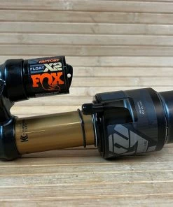 Fox Float X2 Factory 2-POS 2021 200x51mm Dämfper -Federung Verkäufe 2022 IMG 9246 21c5a860 27e5 4b03 9622 c1116dfd4e36