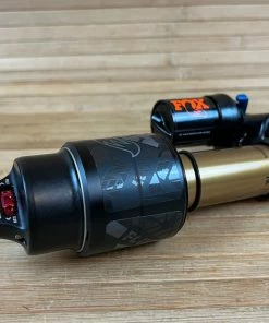 Fox Float X2 Factory 2-POS 2021 200x51mm Dämfper -Federung Verkäufe 2022 IMG 9251 93e8d800 c16c 43bd b018 be825ec561b0