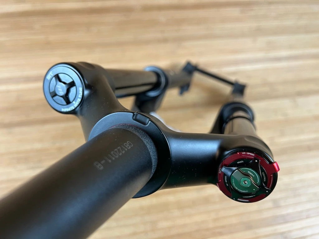 Manitou Mattoc PRO 27,5" / 160mm Federgabel 3 Manitou Mattoc PRO 27,5" / 160mm Federgabel – Bild 3