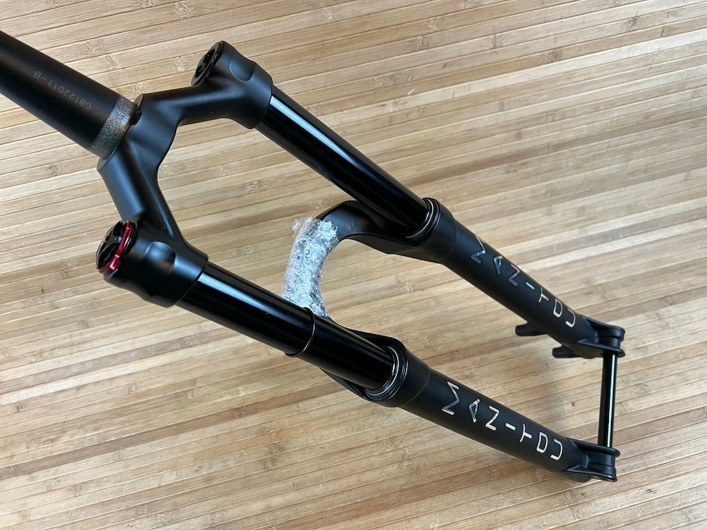 Manitou Mattoc PRO 27,5" / 160mm Federgabel 5 Manitou Mattoc PRO 27,5" / 160mm Federgabel – Bild 5