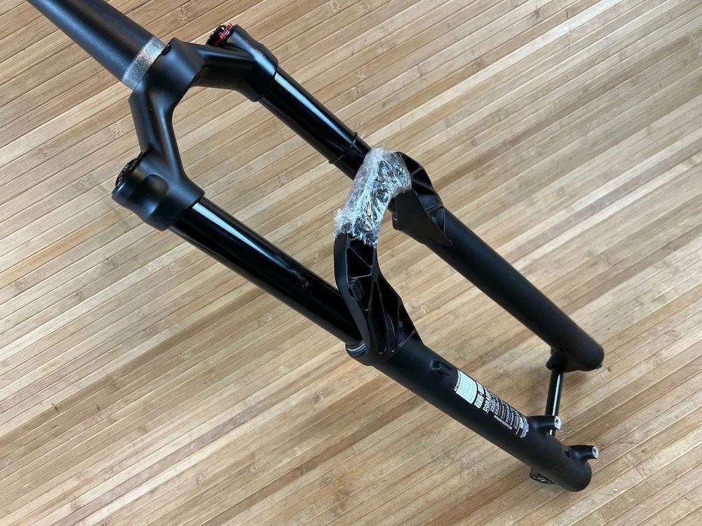 Manitou Mattoc PRO 27,5" / 160mm Federgabel 7 Manitou Mattoc PRO 27,5" / 160mm Federgabel – Bild 7