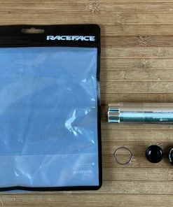 Race Face Spindle Kit Cinch SixC 30mm / 73mm Welle