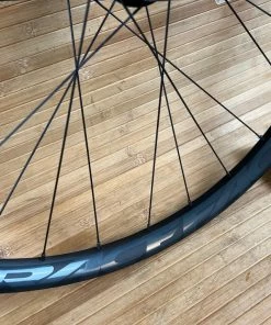 Race Face Aeffect R 30 Vorderrad VR 27,5" Boost Schwarz -Federung Verkäufe 2022 IMG 9671 96fc0ab7 9a01 40e6 bee8 64e65d81a472